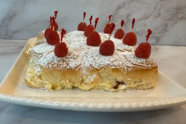 Raspberry Danish Hawaiian Rolls