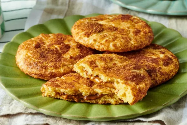 Cookie Butter Stuffed Snickerdoodles
