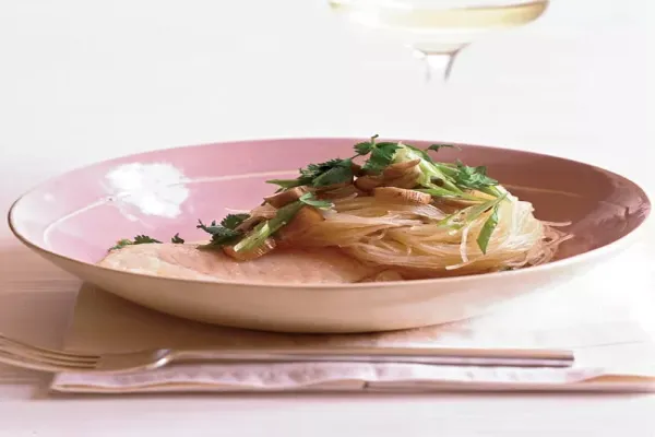 Steamed Fish with Mushrooms and Noodles