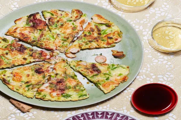Haemul Pajeon (Korean Seafood Pancake)