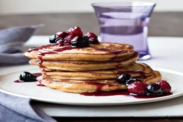Cinnamon Polenta Pancakes