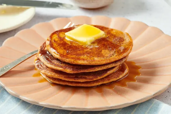 Paleo Applesauce Pancakes
