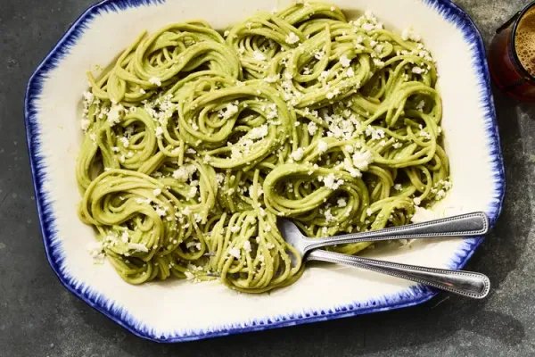 Espagueti Verde (Green Spaghetti)