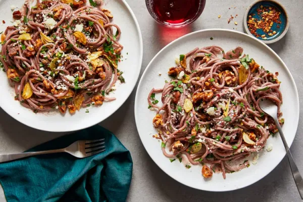 Red Wine Spaghetti with Walnuts and Parsley