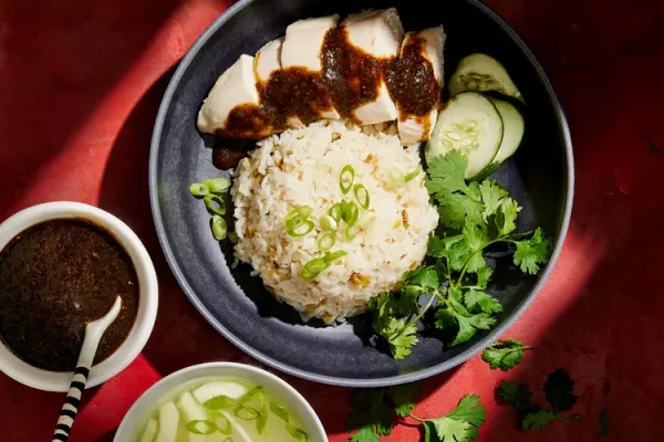 Khao Mun Gai (Thai Chicken and Rice)
