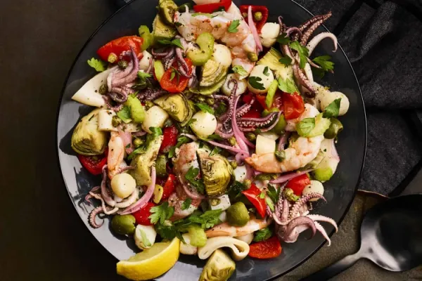 Insalata di Frutti di Mare (Italian Seafood Salad)