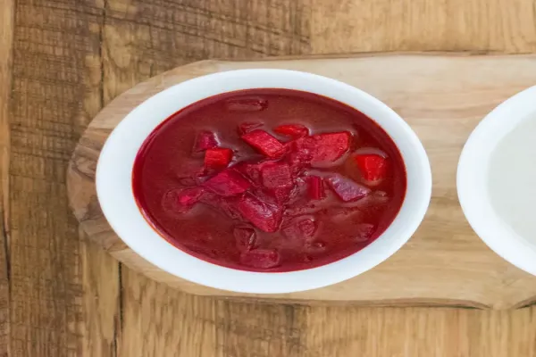 Chunky Red Beet and Tomato Soup