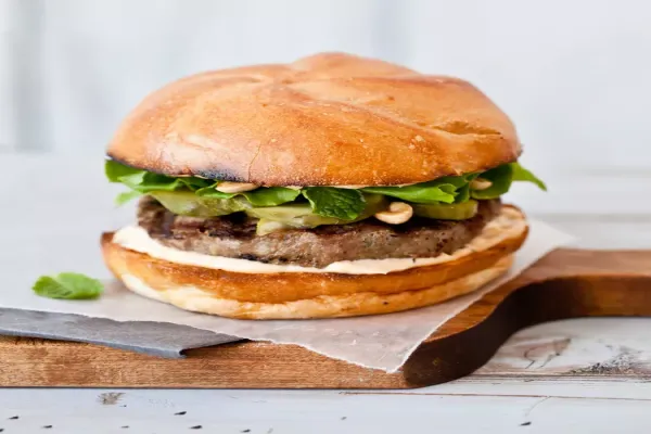 Spicy Sriracha Turkey Burgers with Fresh Herbs